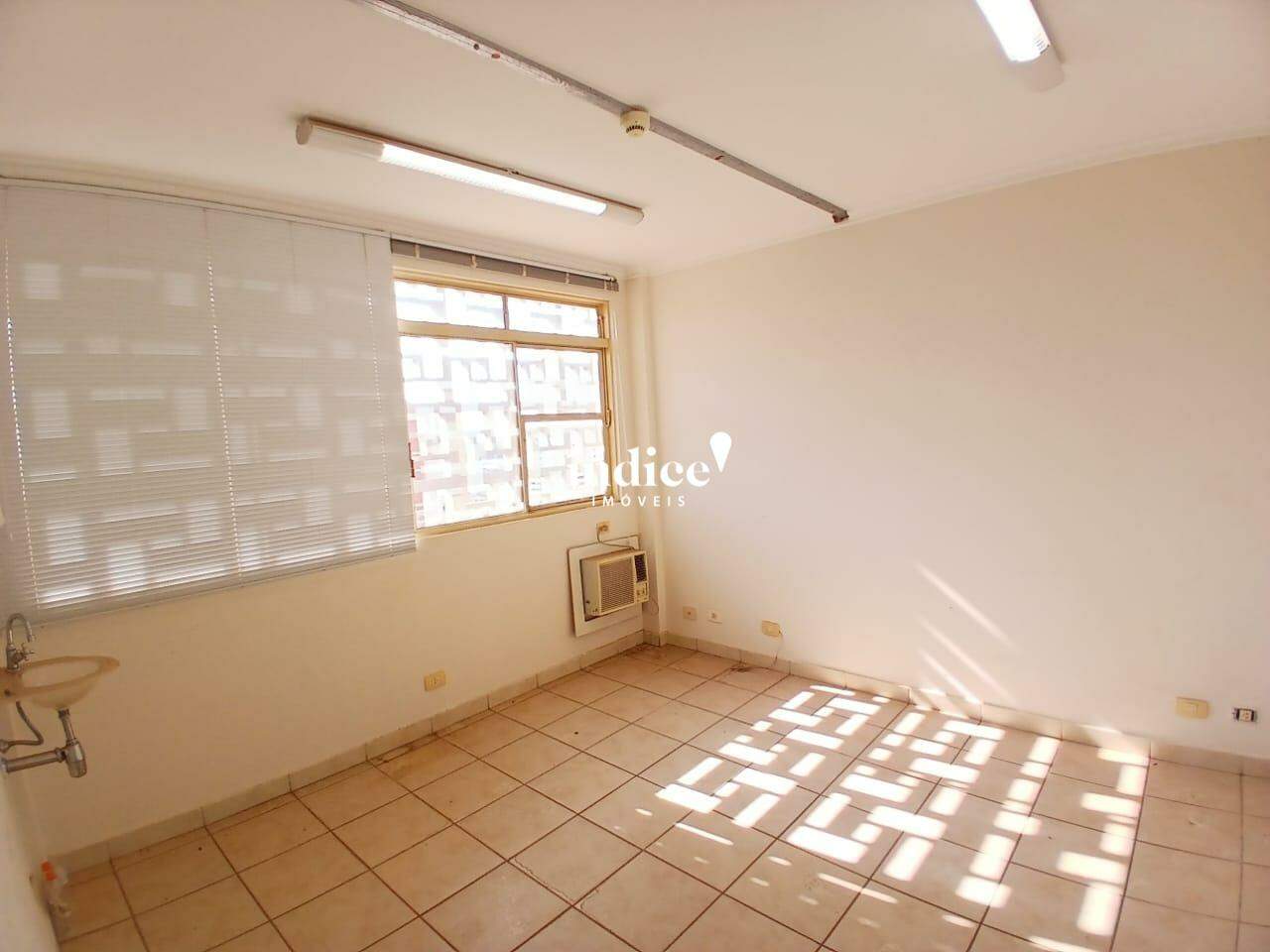 Sala Comercial para para aluguel no Centro na cidade de Ribeirão Preto: 