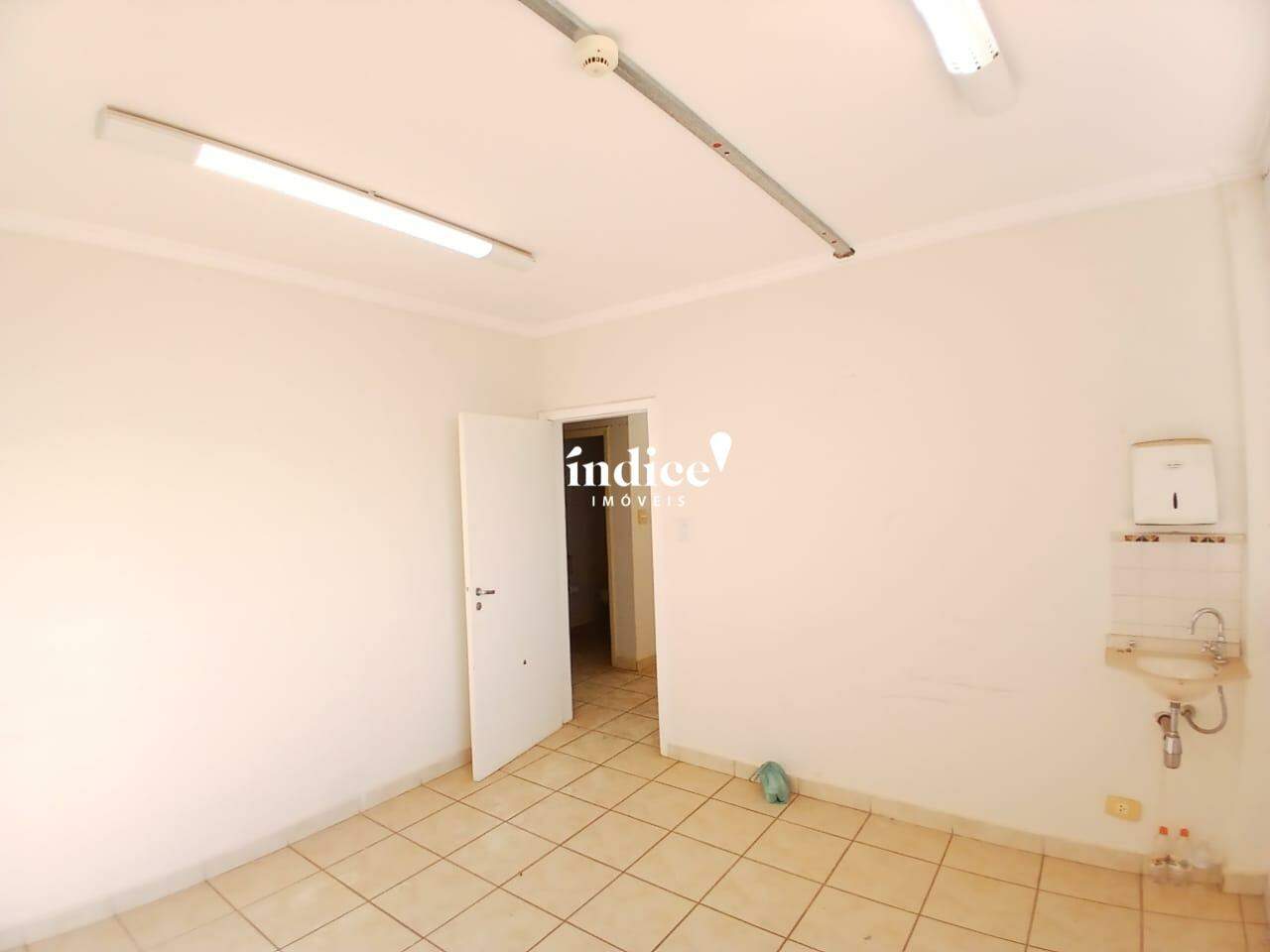 Sala Comercial para para aluguel no Centro na cidade de Ribeirão Preto: 