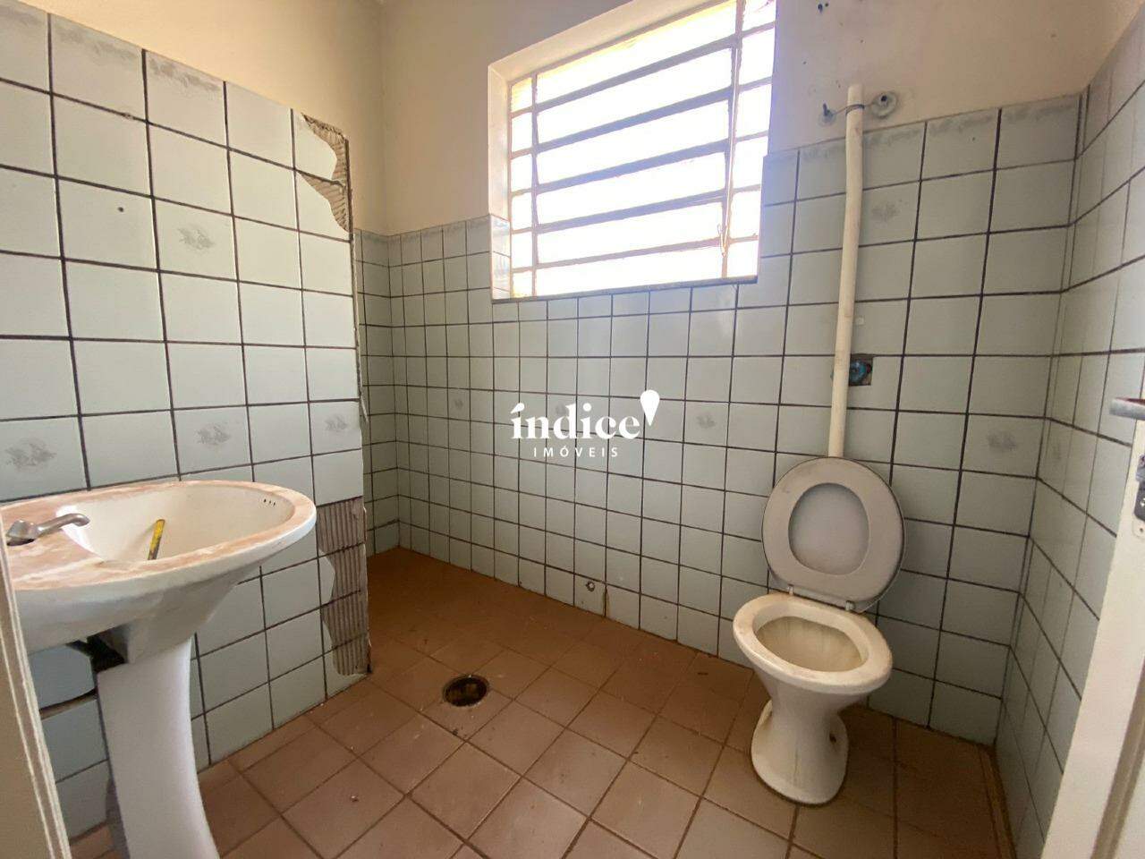 Salão Comercial para para aluguel no Vila Seixas na cidade de Ribeirão Preto: 