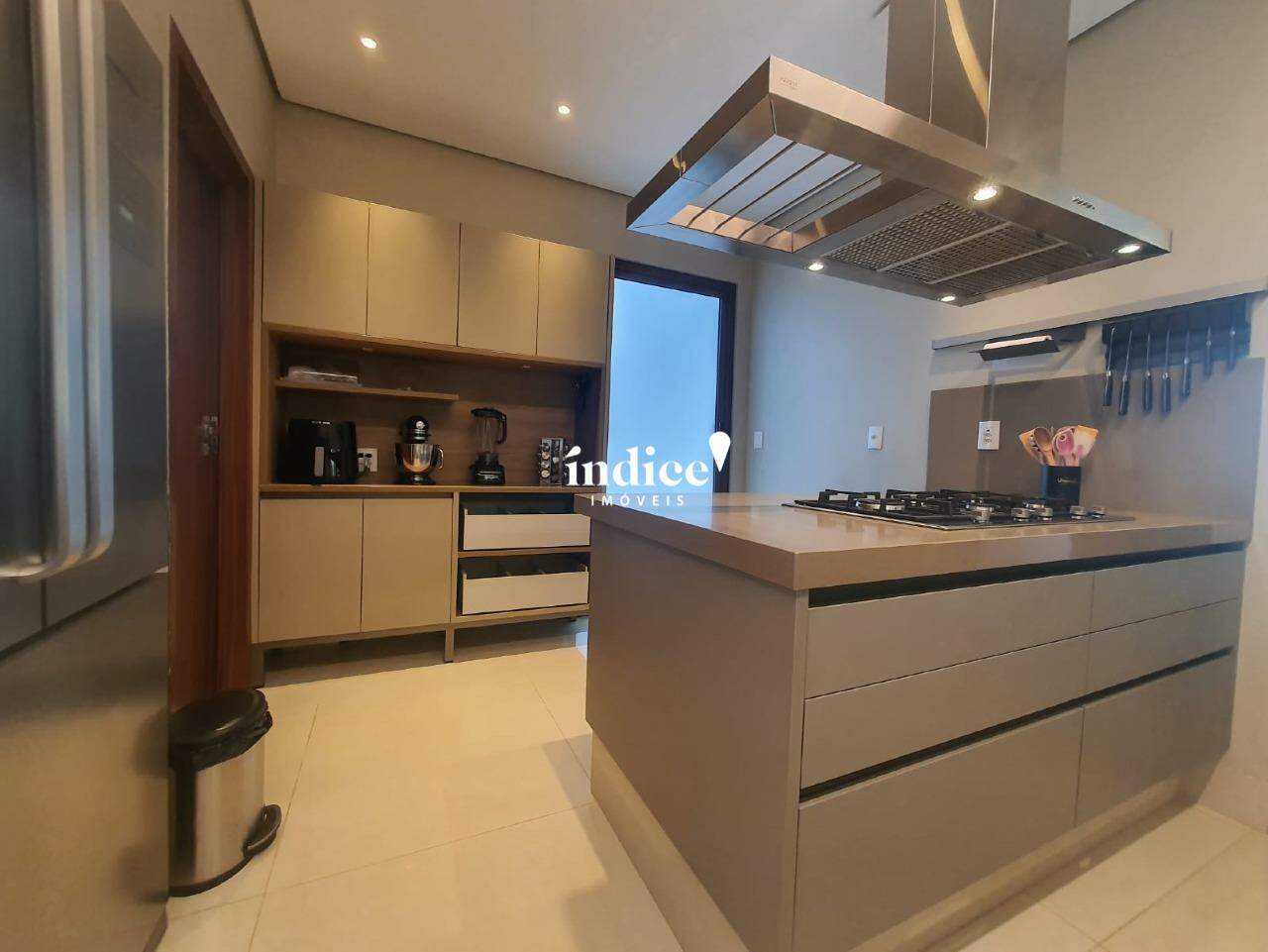 Casas Condomínio para à venda no Jardim Olhos D`Água na cidade de Ribeirão Preto: 