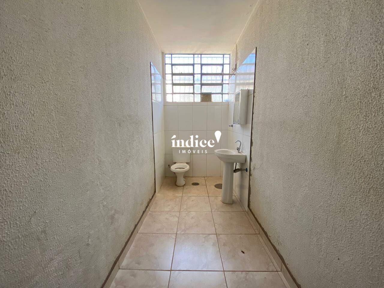 Salão Comercial para para aluguel no Centro na cidade de Ribeirão Preto: 