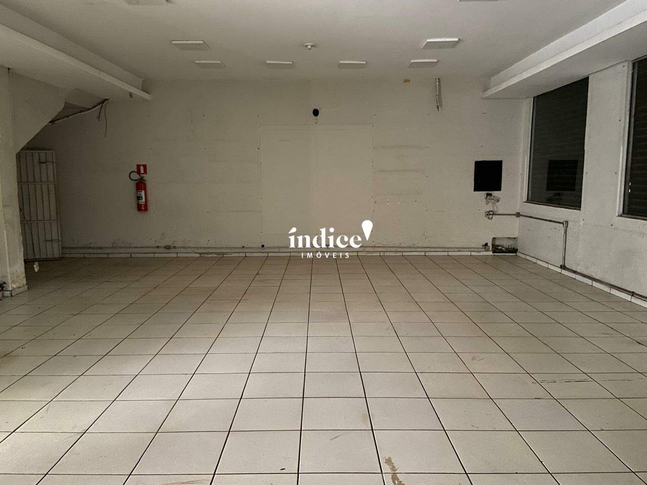 Salão Comercial para para aluguel no Centro na cidade de Ribeirão Preto: 