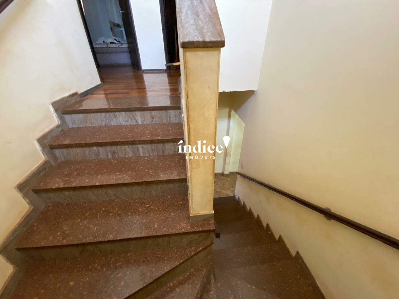 Casas para à venda no Vila Tibério na cidade de Ribeirão Preto: 