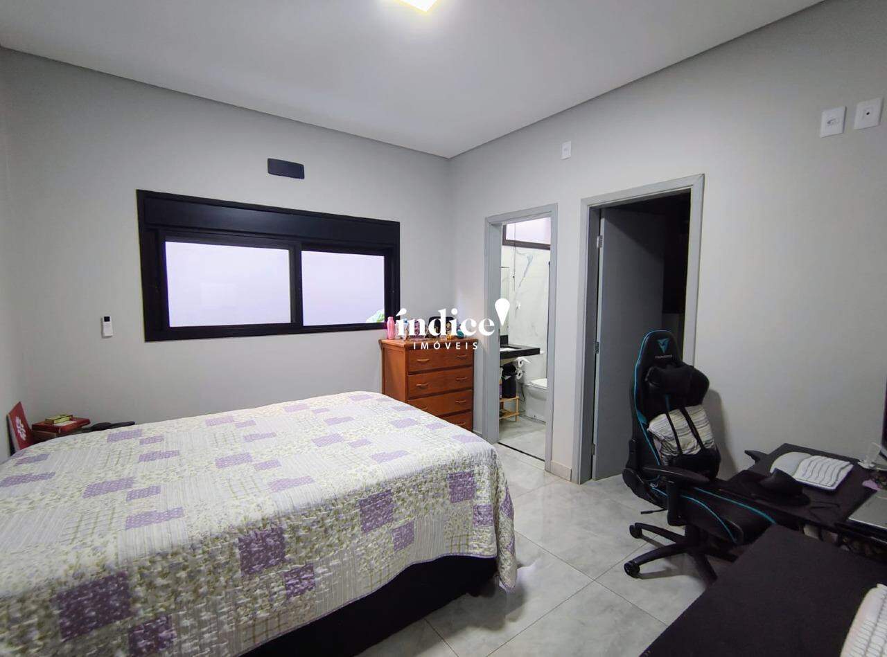 Casas para à venda no Ribeirânia na cidade de Ribeirão Preto: quarto