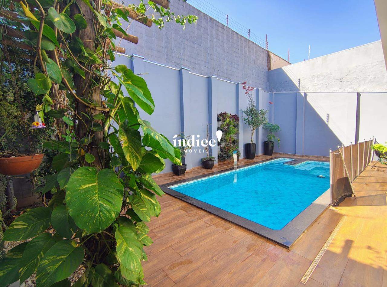Casas para à venda no Ribeirânia na cidade de Ribeirão Preto: piscina