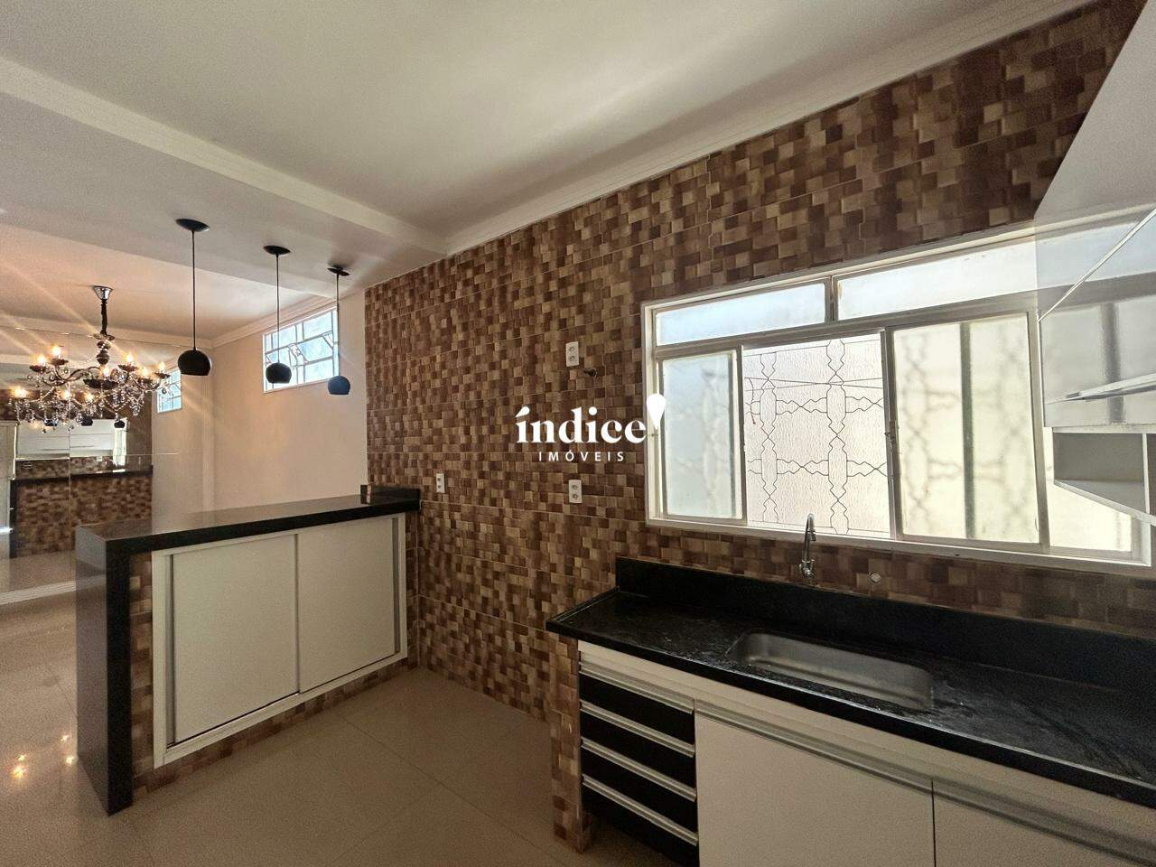 Casas para à venda no Sumarézinho na cidade de Ribeirão Preto: 