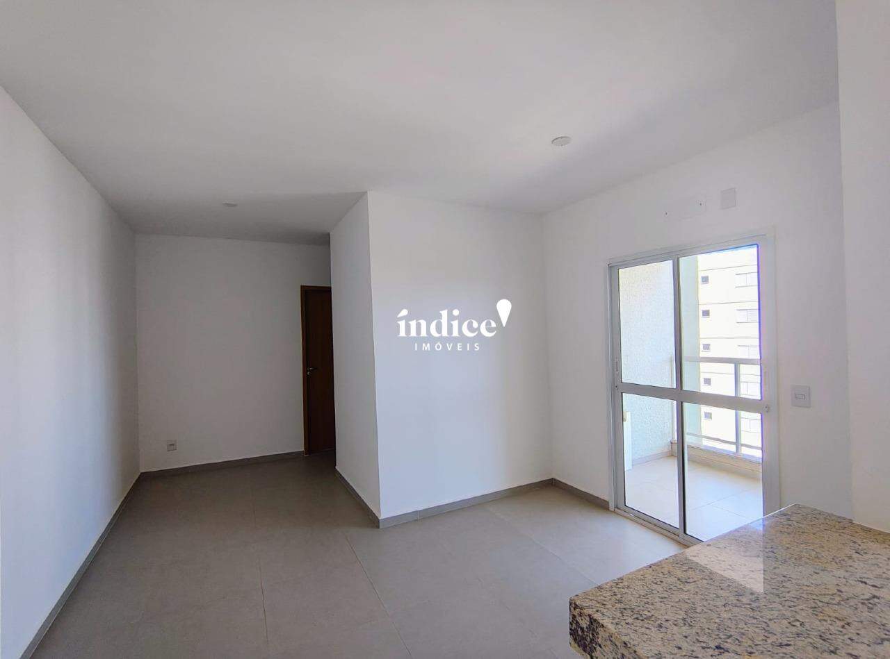 Apartamento para à venda no Parque dos Lagos na cidade de Ribeirão Preto: sala