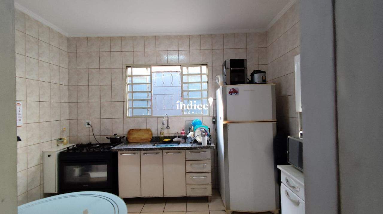 Casas para à venda no Jardim Diva Tarlá de Carvalho na cidade de Ribeirão Preto: