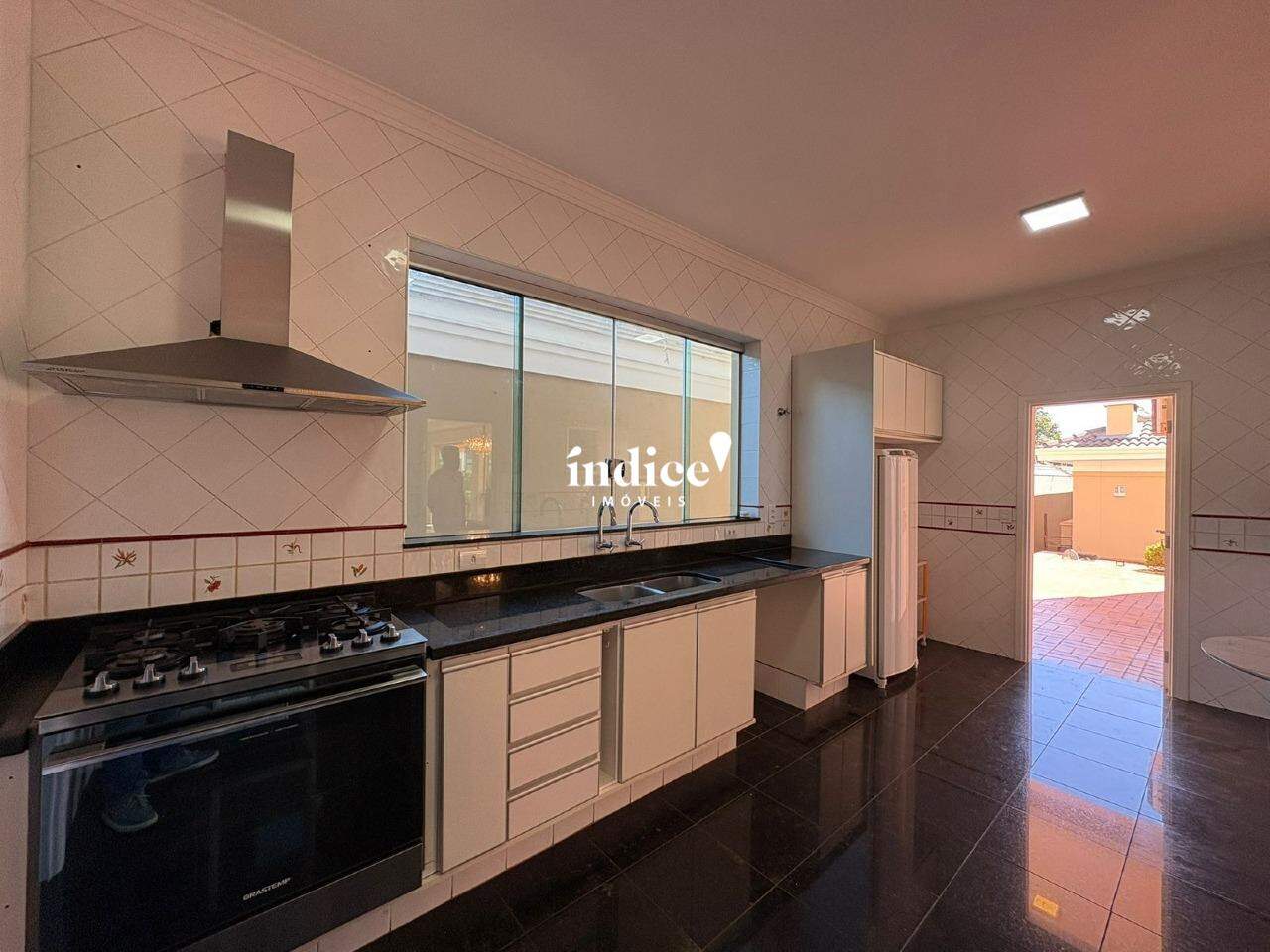 Casas Condomínio para à venda no Jardim Canadá na cidade de Ribeirão Preto: 