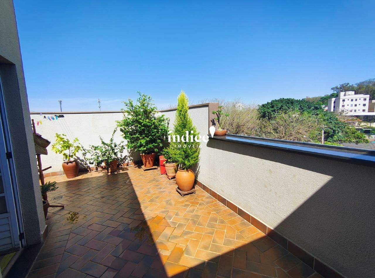 Coberturas para à venda no Jardim Zara na cidade de Ribeirão Preto: quintal