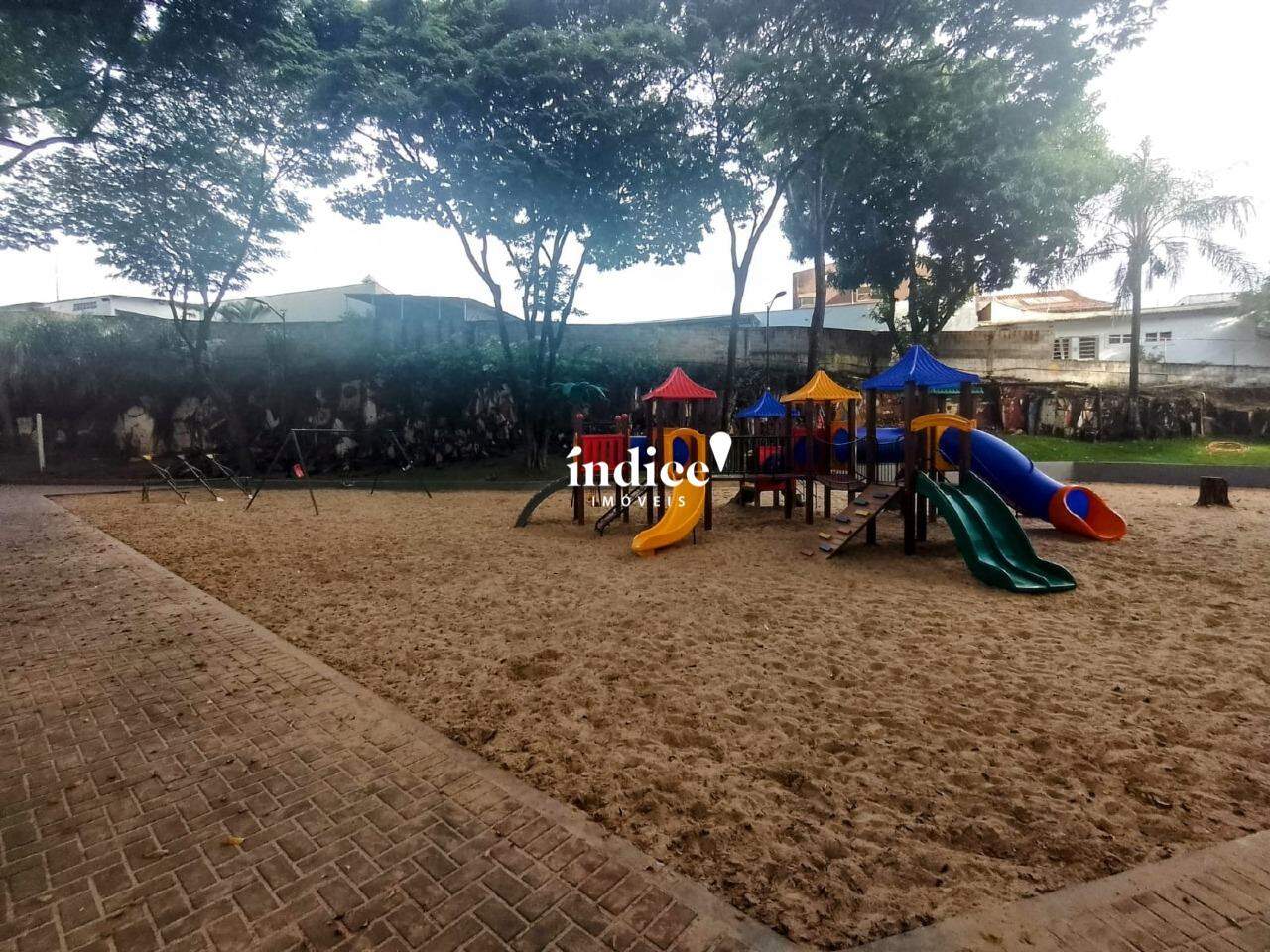 Apartamento para à venda no Jardim Palma Travassos na cidade de Ribeirão Preto: playgraund