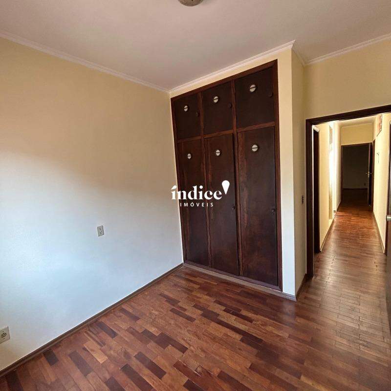 Casas para à venda no Jardim Paulistano na cidade de Ribeirão Preto: quarto