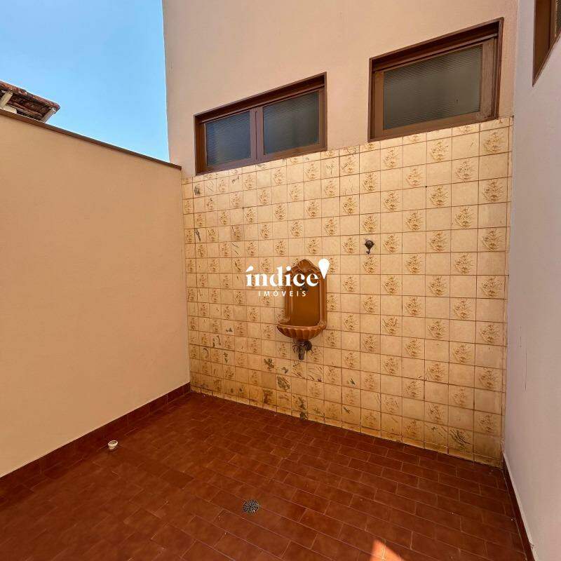 Casas para à venda no Jardim Paulistano na cidade de Ribeirão Preto: quintal