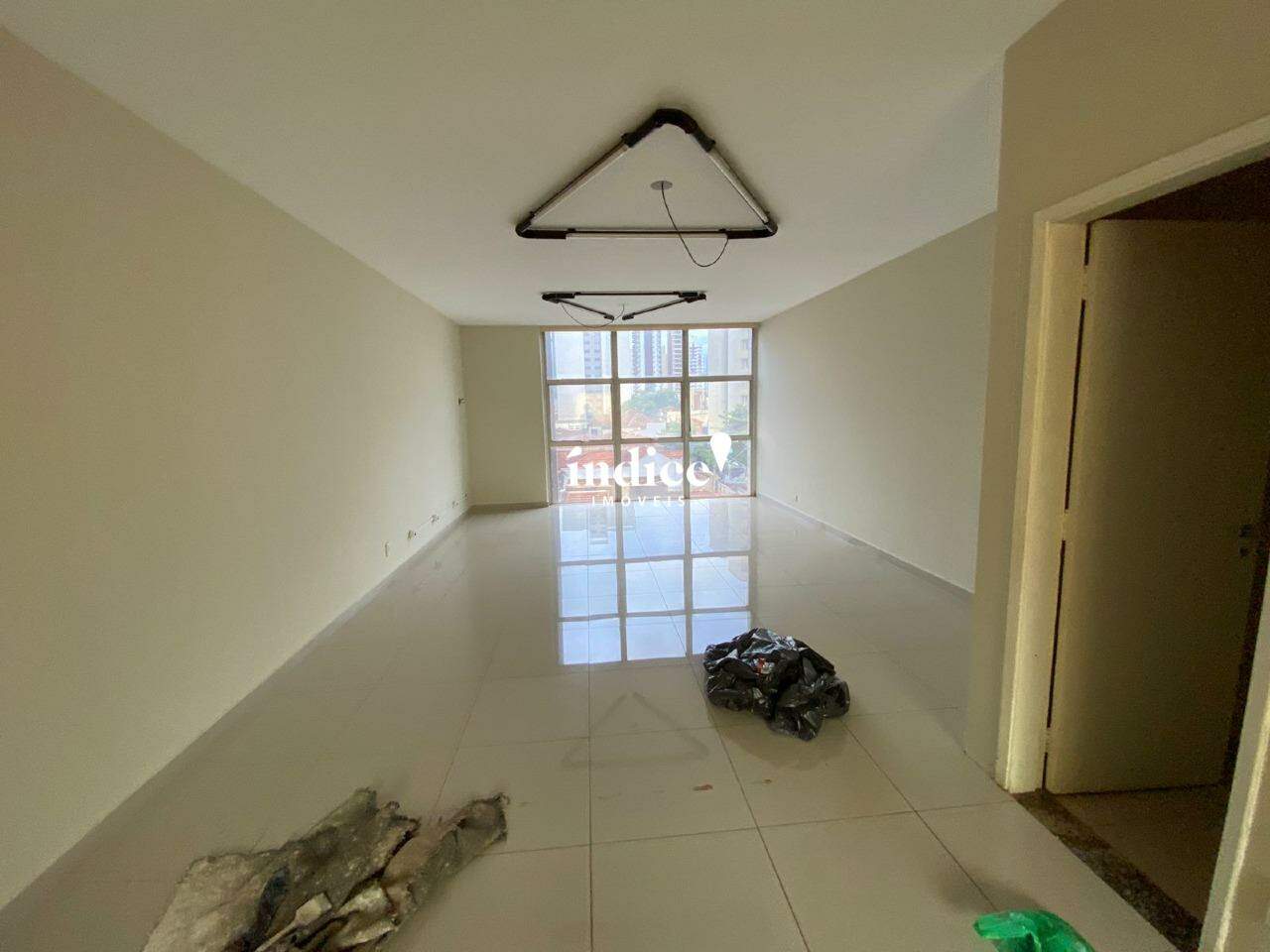 Sala Comercial para para aluguel no Centro na cidade de Ribeirão Preto: 