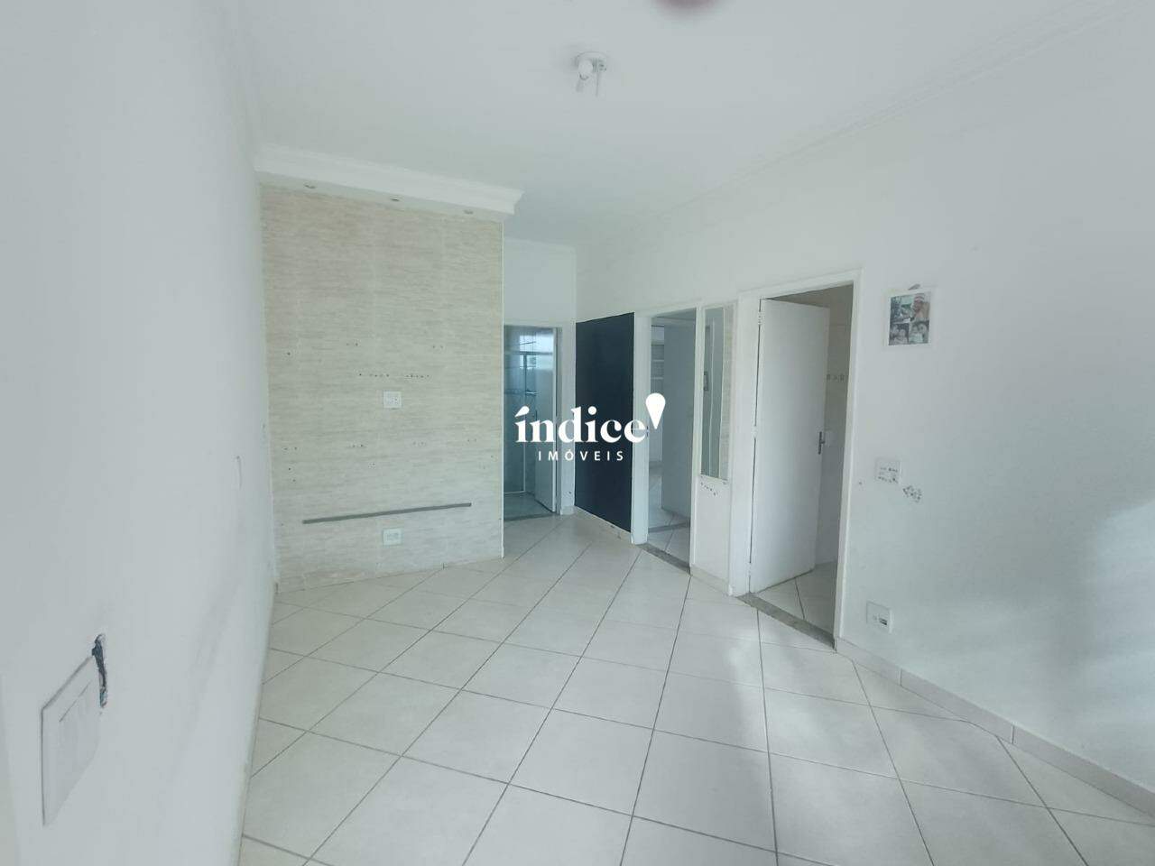 Casas para à venda no Vila Tamandaré na cidade de Ribeirão Preto: sala sobrado