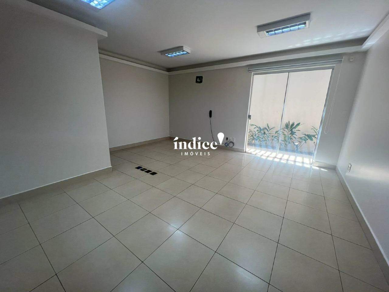 Sala Comercial para para aluguel no Ribeirânia na cidade de Ribeirão Preto: 