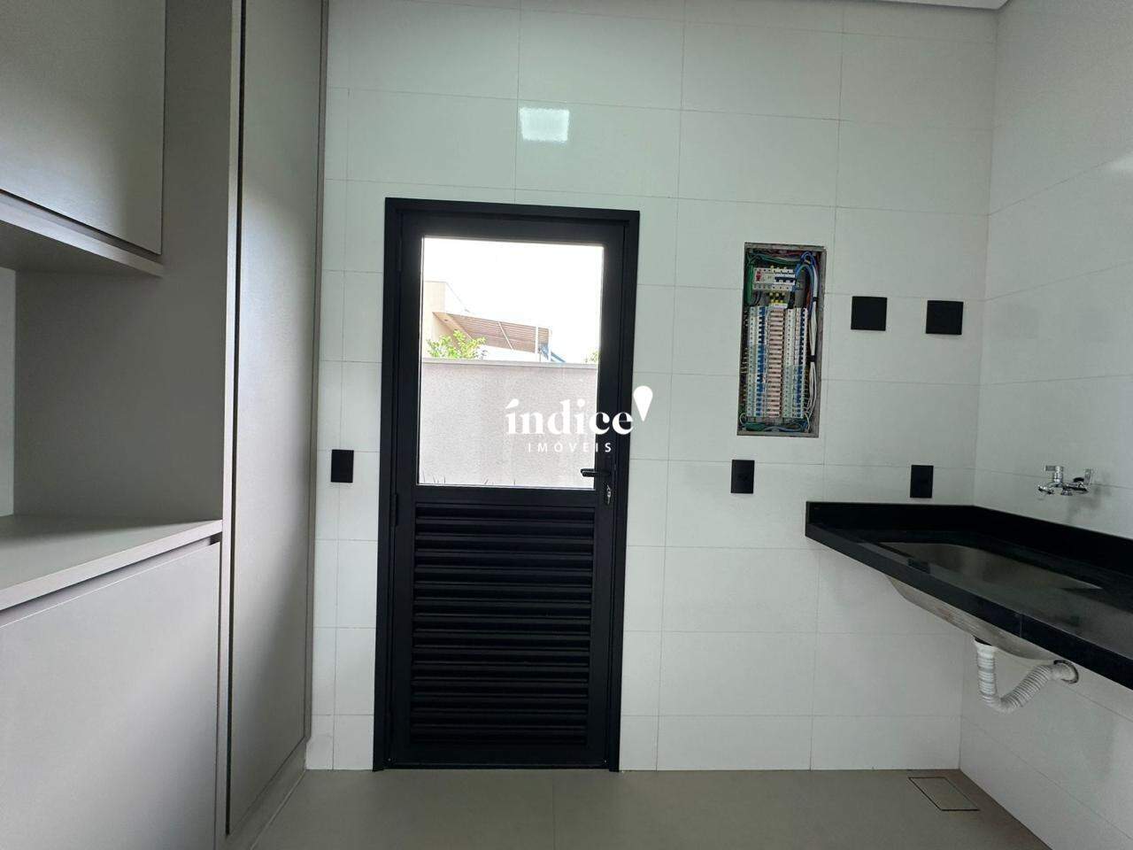 Casas Condomínio para à venda no Vila do Golf na cidade de Ribeirão Preto: 