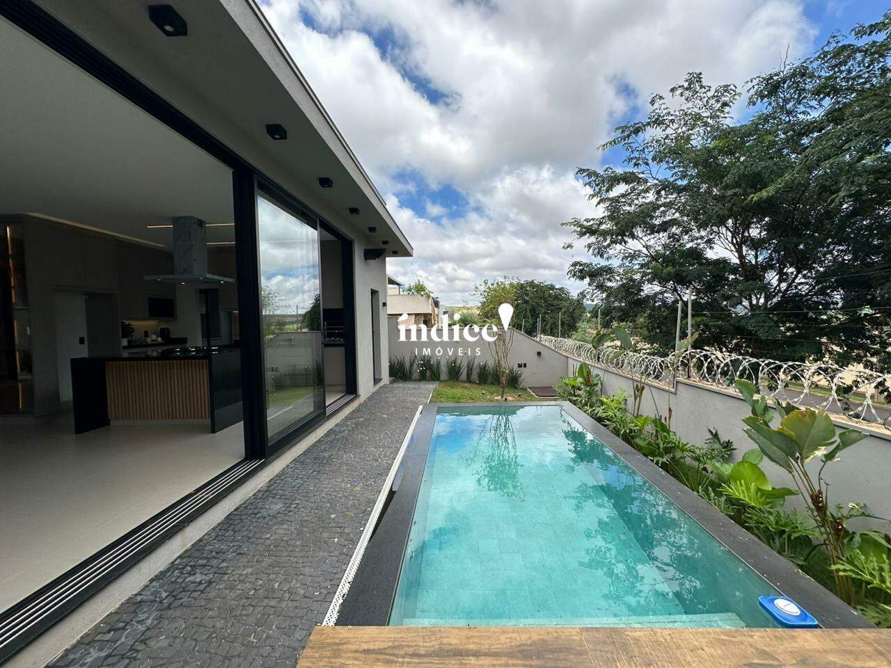 Casas Condomínio para à venda no Vila do Golf na cidade de Ribeirão Preto: 