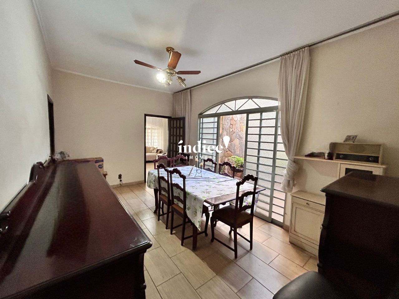 Casas para à venda no Jardim Anhangüera na cidade de Ribeirão Preto: 