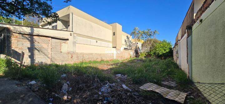 Terrenos Bairro para à venda no Jardim Irajá na cidade de Ribeirão Preto: 