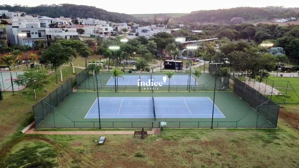 Casas Condomínio para à venda no Alphaville na cidade de Ribeirão Preto: 