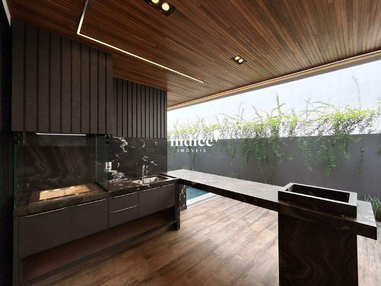 Casas Condomínio para à venda no Vila do Golf na cidade de Ribeirão Preto: 