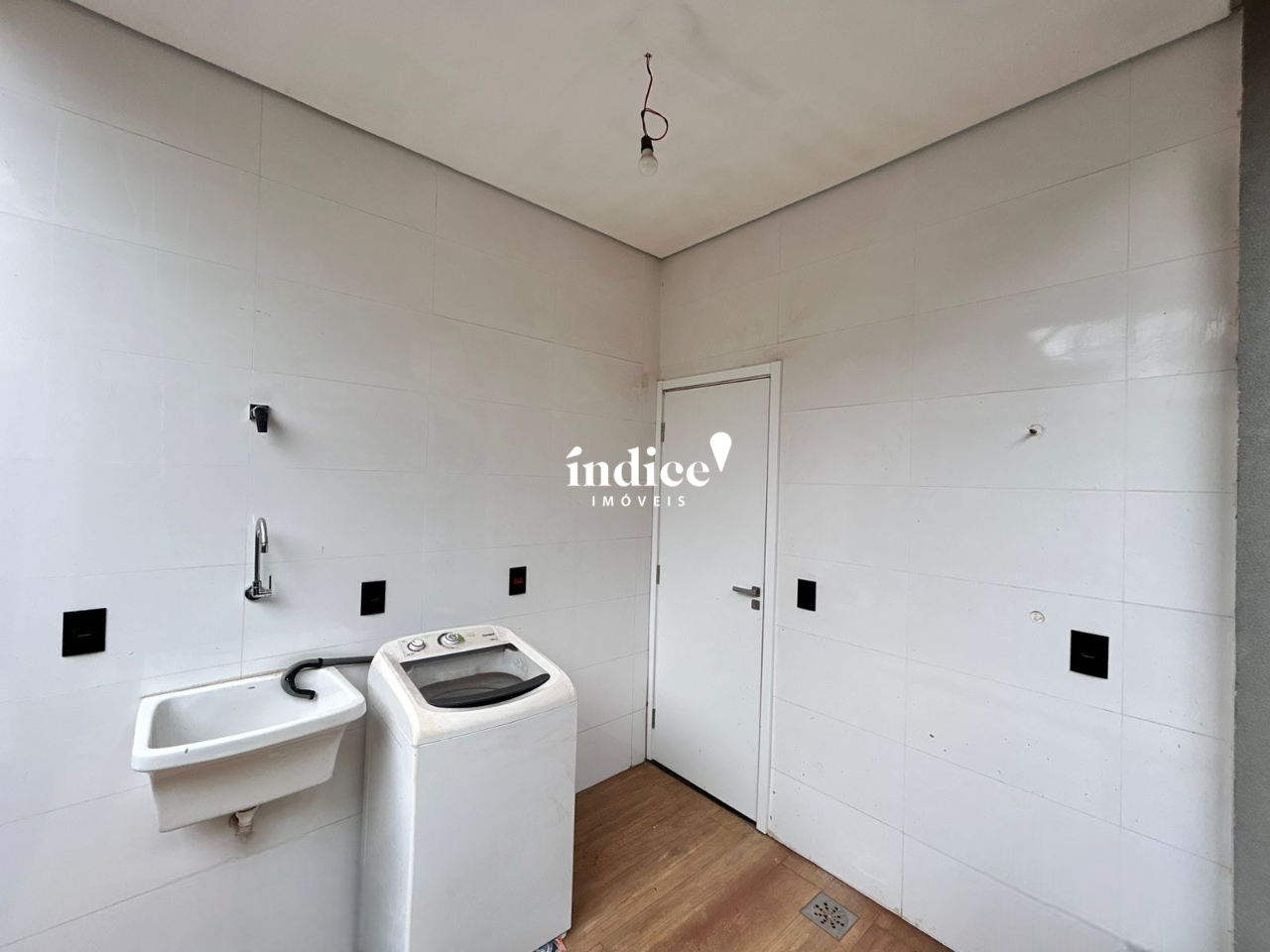 Casas Condomínio para para aluguel no Quintas de São José na cidade de Ribeirão Preto: 