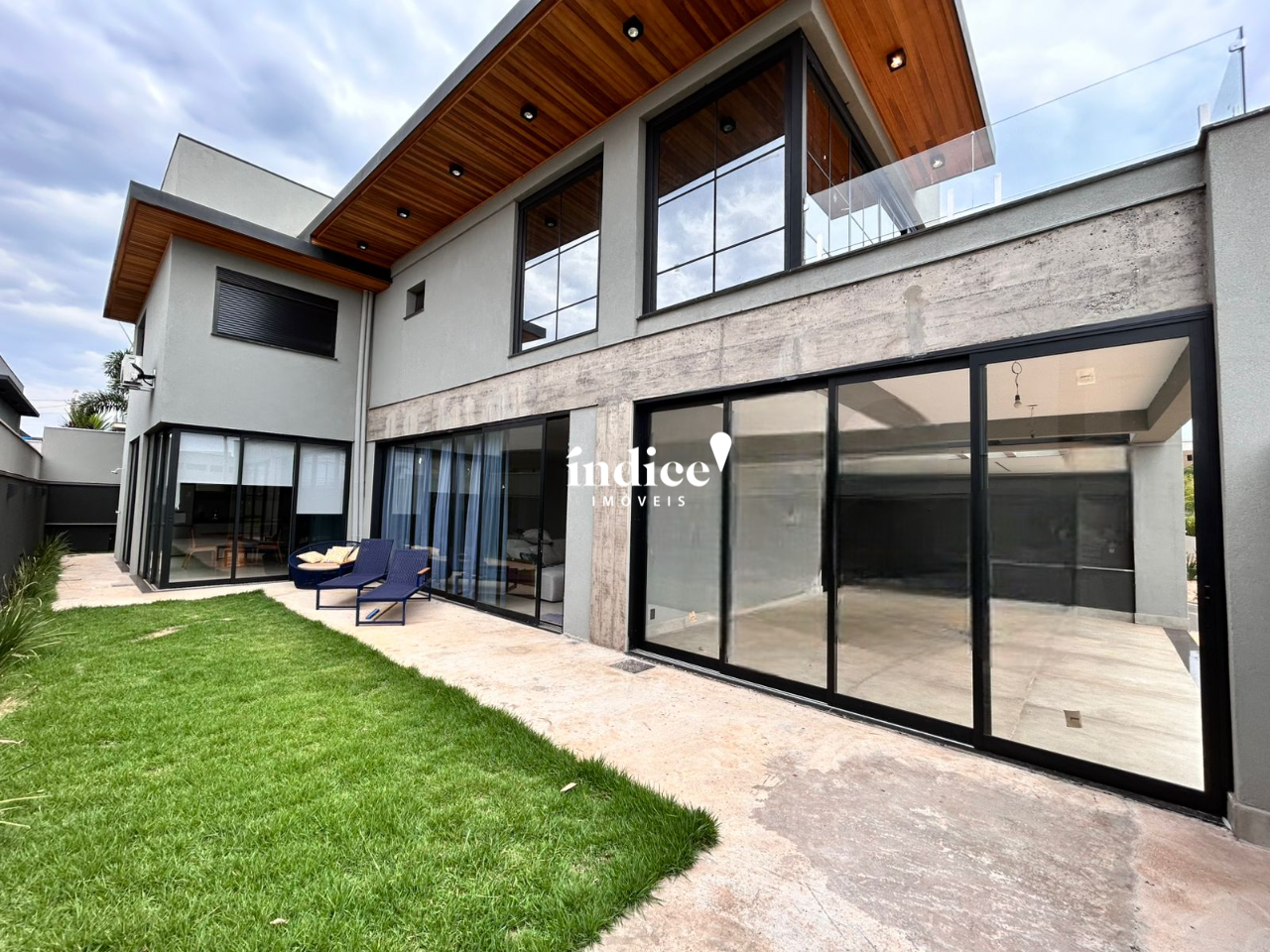 Casas Condomínio para para aluguel no Quintas de São José na cidade de Ribeirão Preto: 