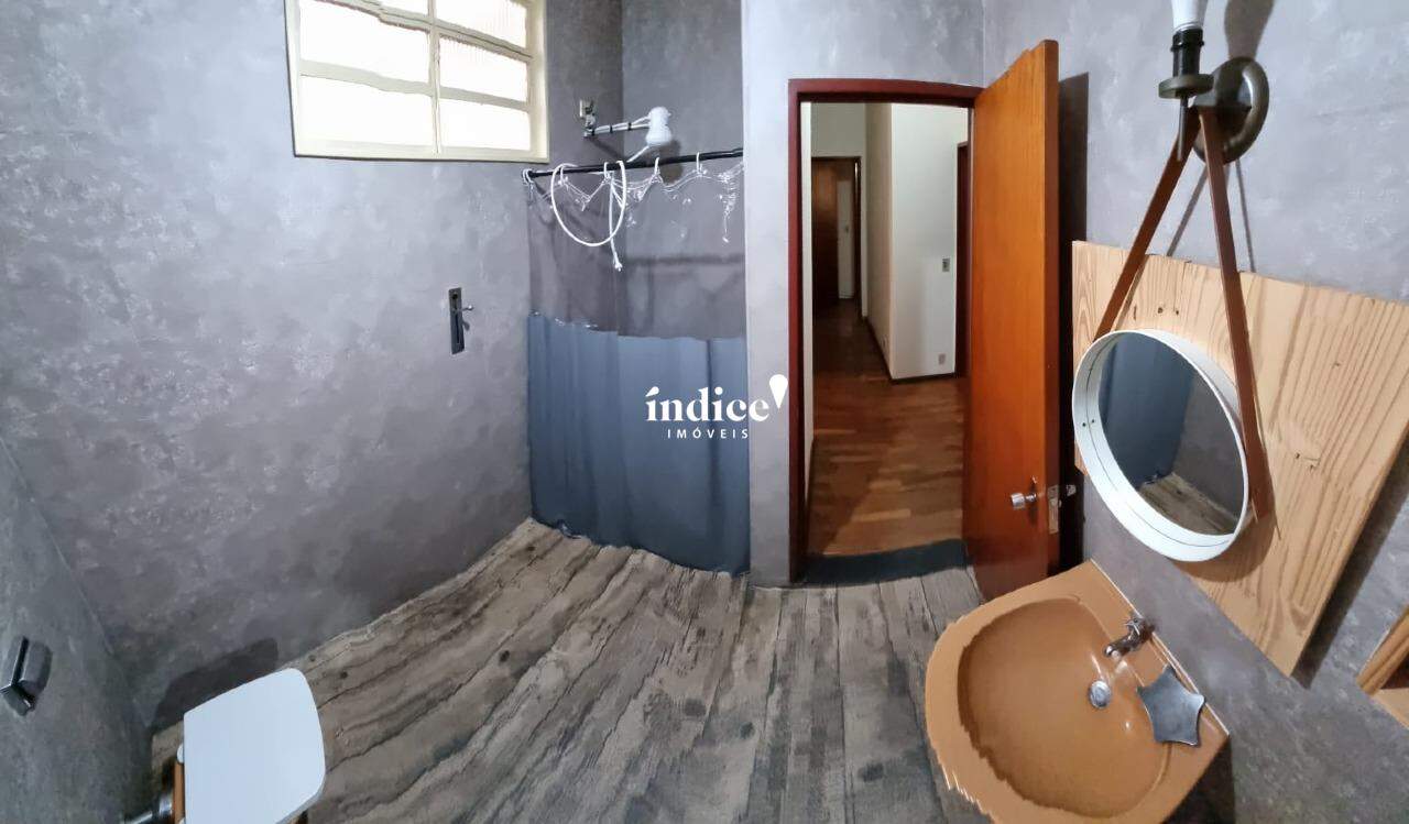 Casa Comercial para para aluguel no Jardim Macedo na cidade de Ribeirão Preto: 