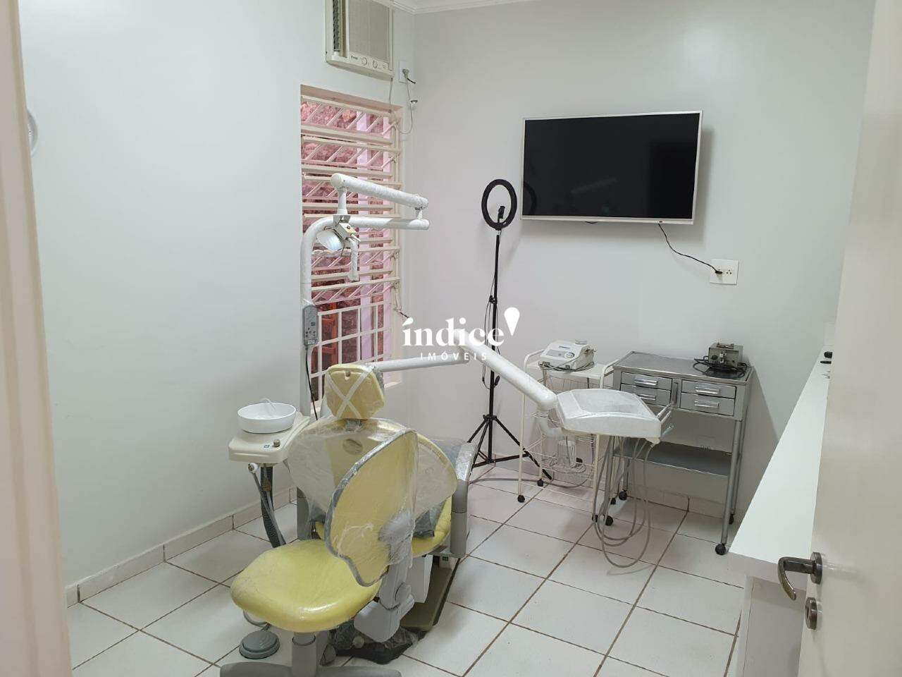 Salão Comercial para para aluguel no Centro na cidade de Ribeirão Preto: 