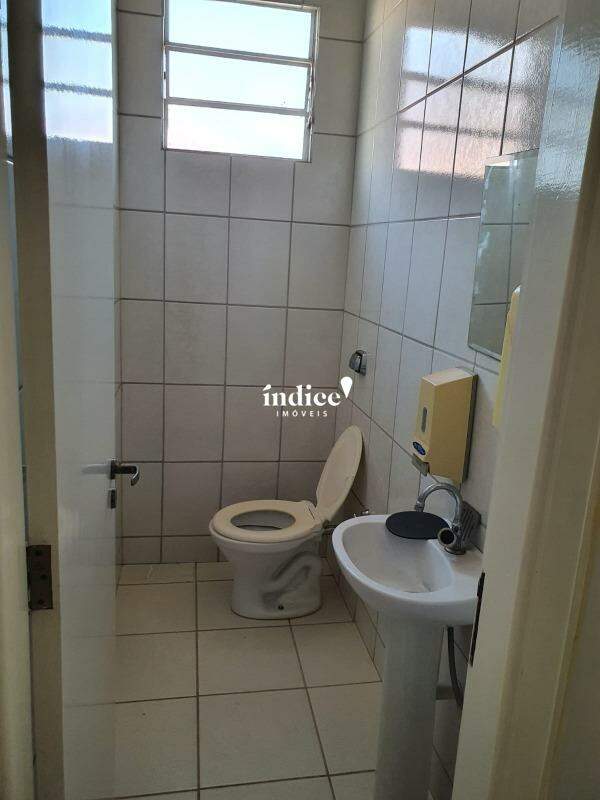 Salão Comercial para para aluguel no Centro na cidade de Ribeirão Preto: 
