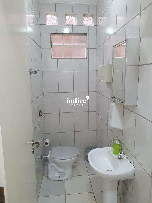 Salão Comercial para para aluguel no Centro na cidade de Ribeirão Preto: 