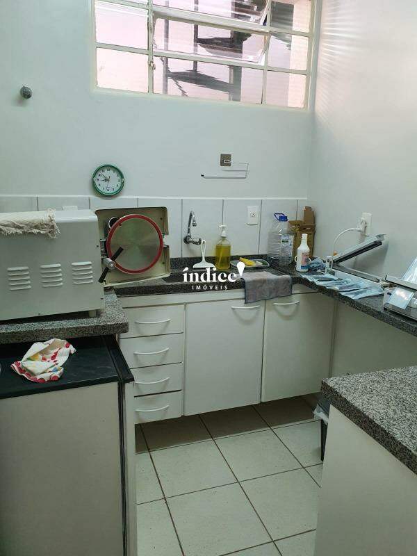 Salão Comercial para para aluguel no Centro na cidade de Ribeirão Preto: 