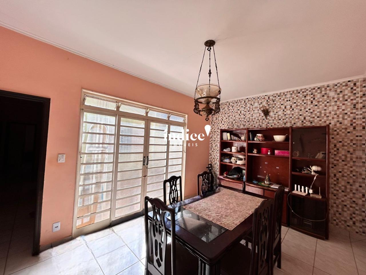 Casas para à venda no Sumarézinho na cidade de Ribeirão Preto: 