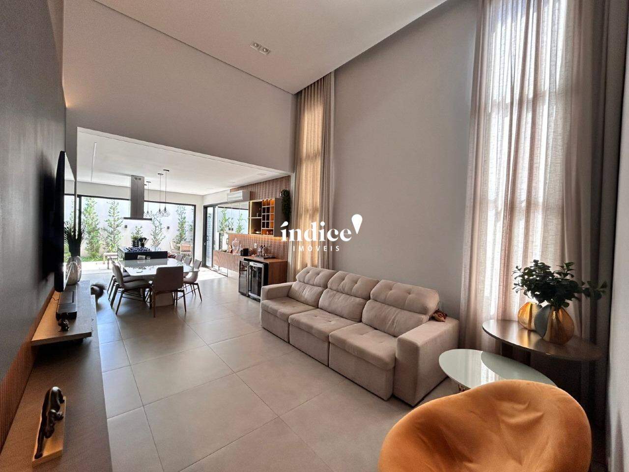 Casas Condomínio para à venda no Vila do Golf na cidade de Ribeirão Preto: 