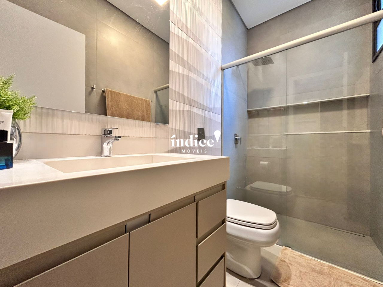 Casas Condomínio para à venda no Vila do Golf na cidade de Ribeirão Preto: 