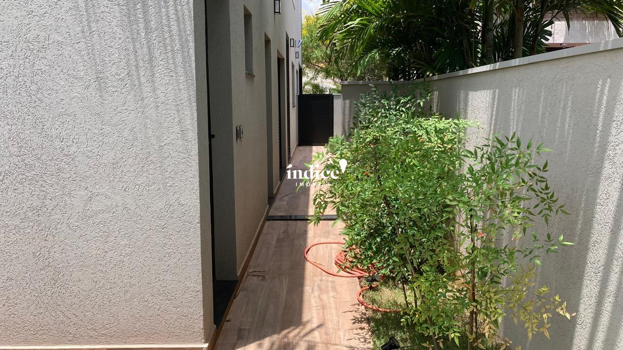 Casas Condomínio para à venda no Alphaville na cidade de Ribeirão Preto: 