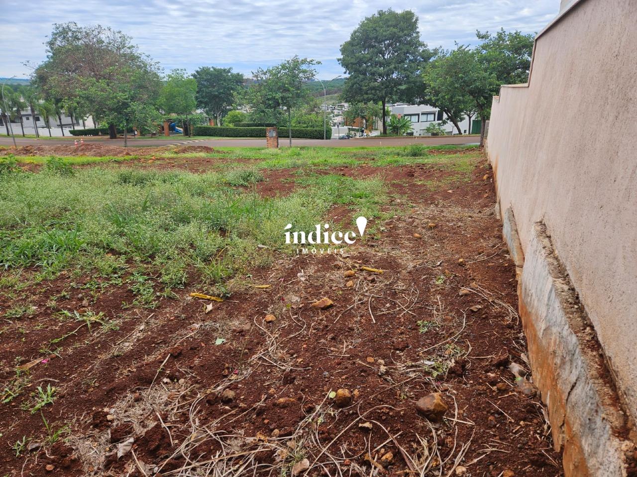 Terrenos Condomínio para à venda no Alphaville na cidade de Ribeirão Preto: 