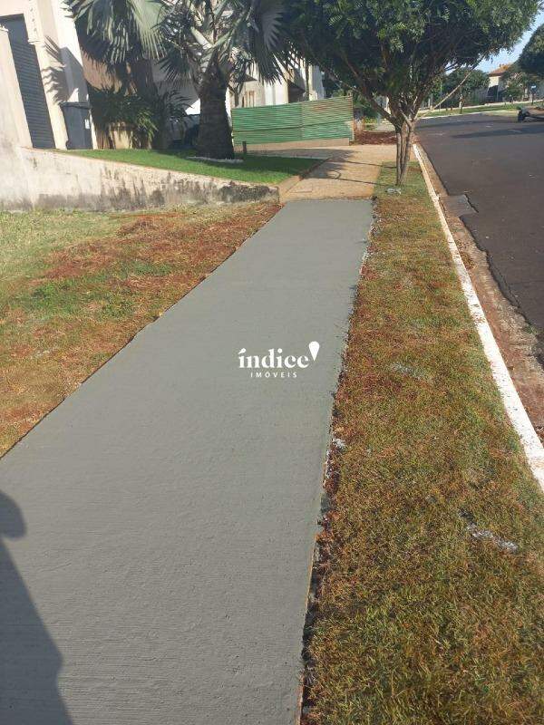 Terrenos Condomínio para à venda no Vila do Golf na cidade de Ribeirão Preto: 
