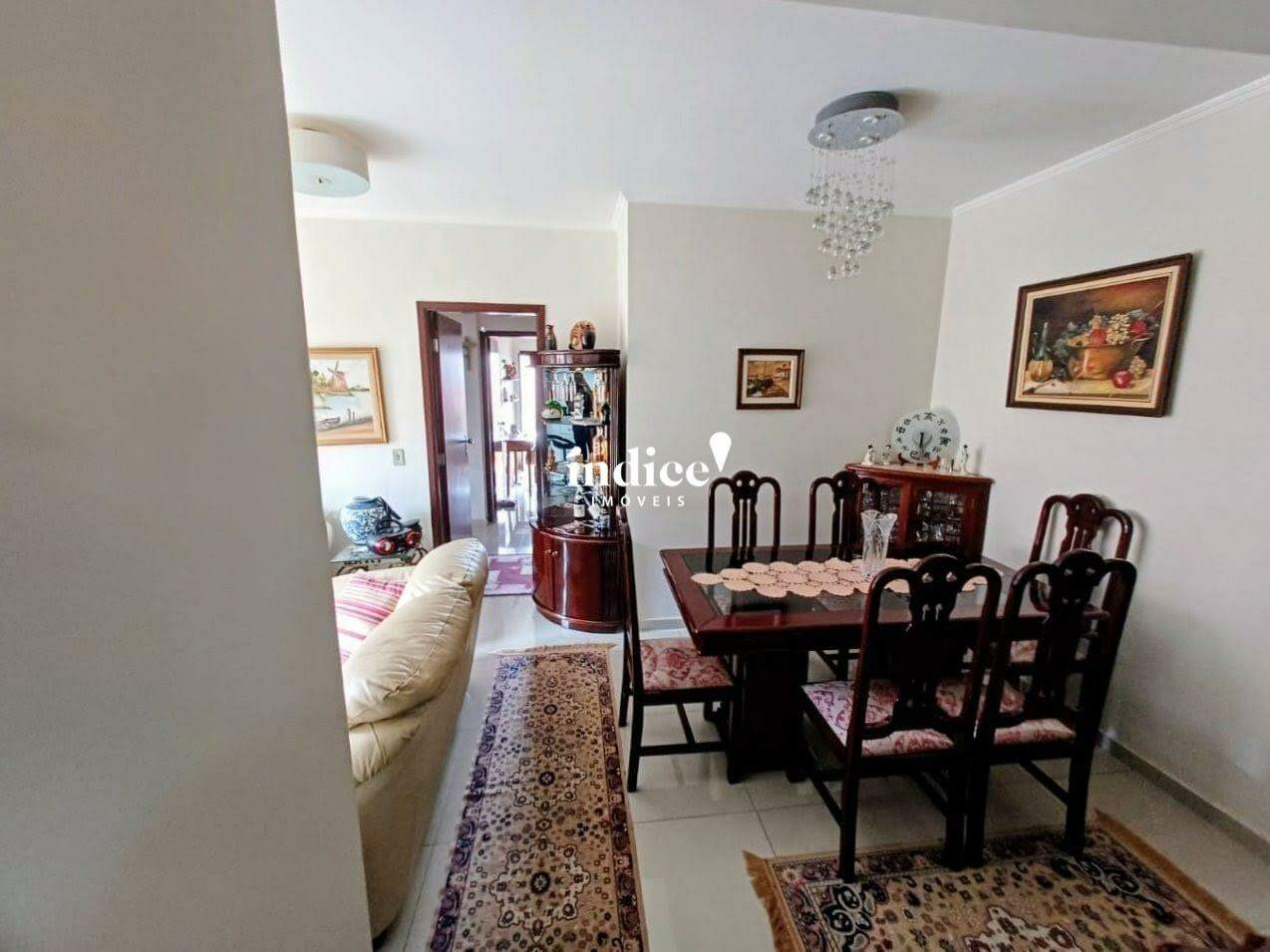 Apartamento para à venda no Jardim Irajá na cidade de Ribeirão Preto: Sala de jantar
