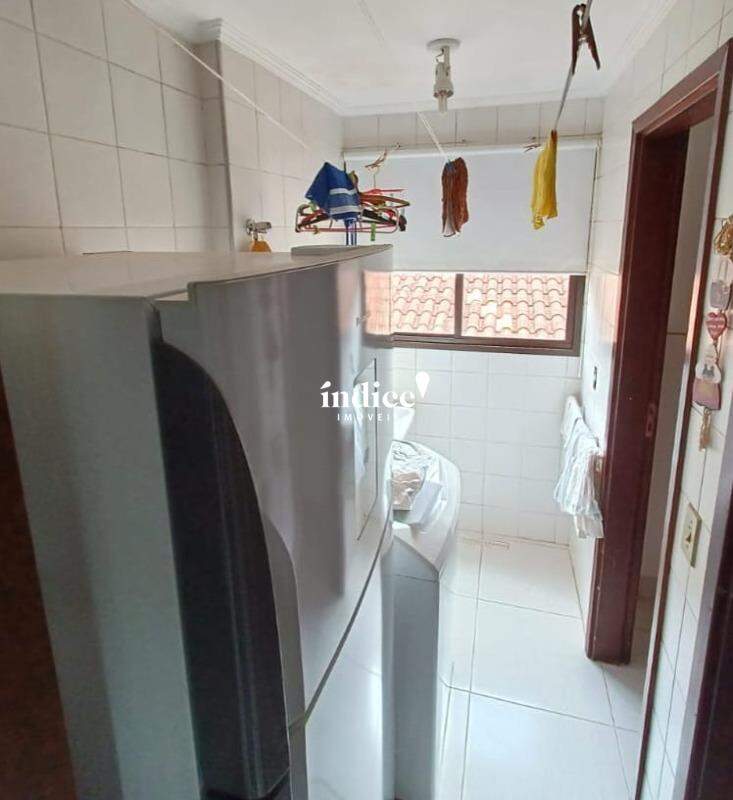 Apartamento para à venda no Jardim Irajá na cidade de Ribeirão Preto: Lavanderia
