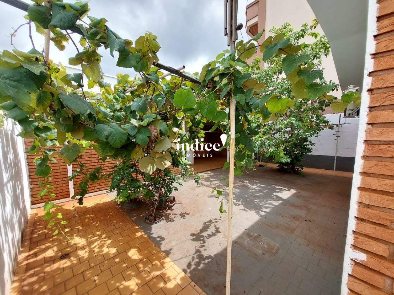 Casas para à venda no Jardim Palma Travassos na cidade de Ribeirão Preto: 