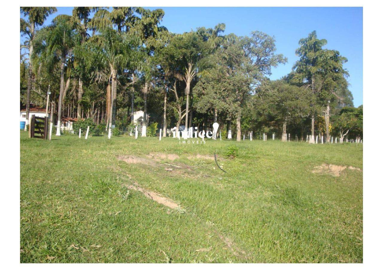Rural para à venda no Vila Vieira na cidade de Cajuru: 