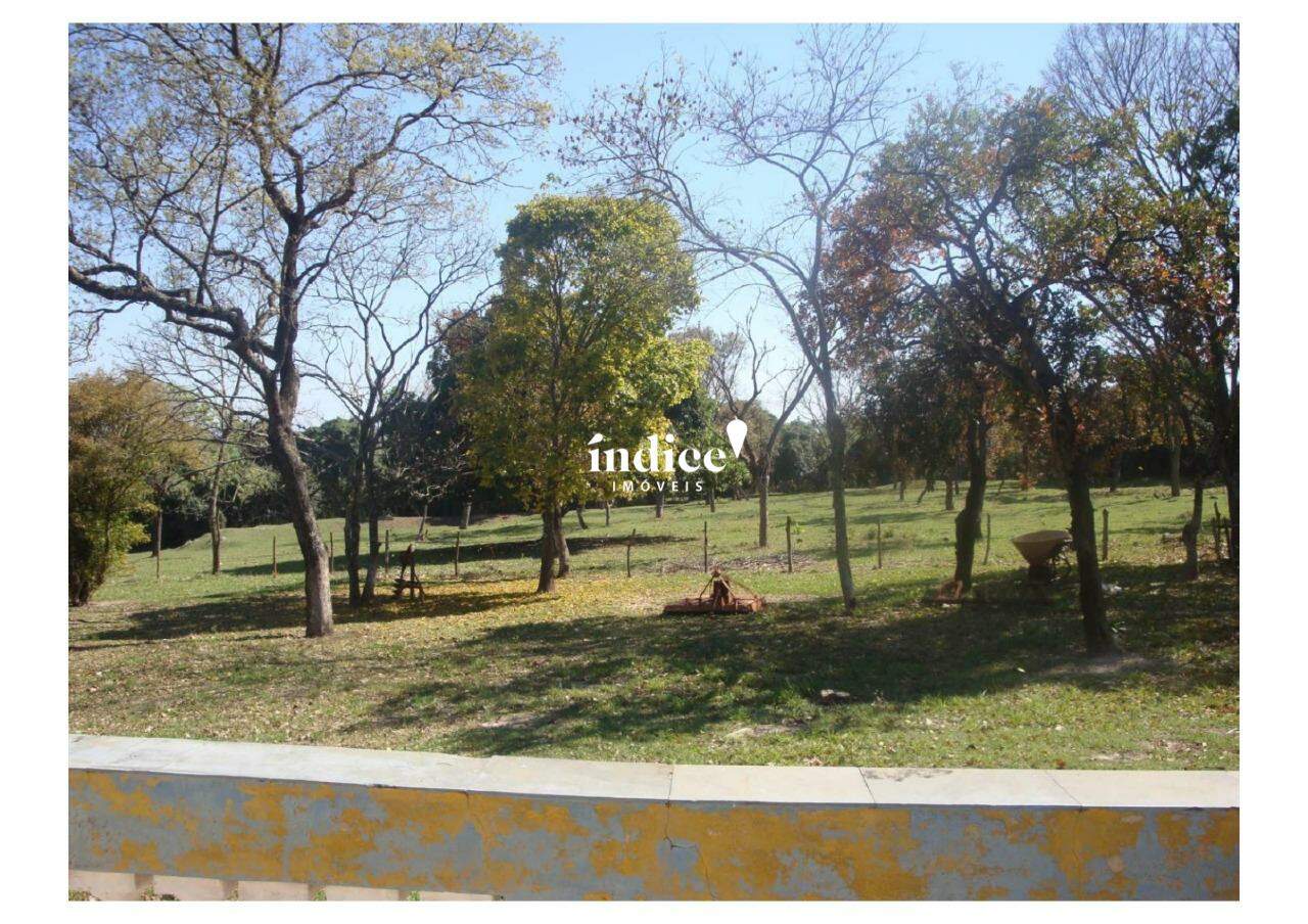 Rural para à venda no Vila Vieira na cidade de Cajuru: 