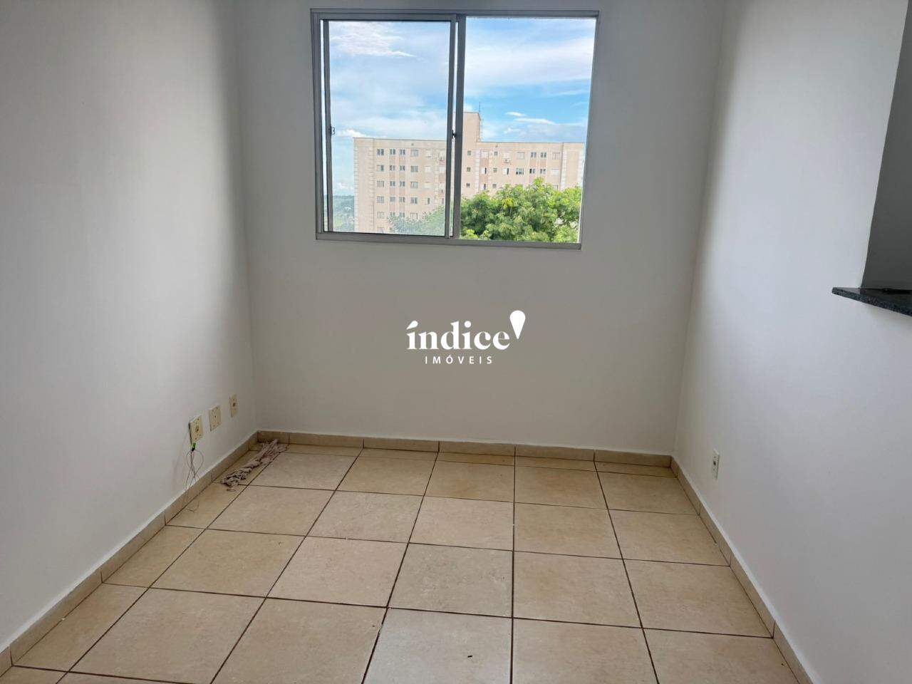 Apartamento para à venda no Jardim Guaporé na cidade de Ribeirão Preto: Sala