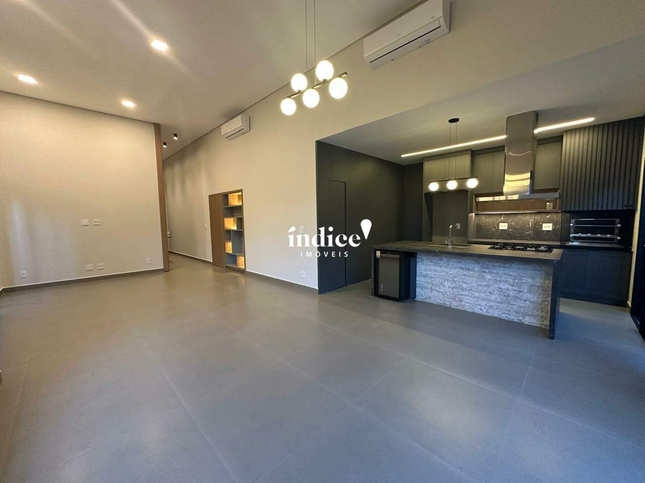 Casas Condomínio para à venda no Vila do Golf na cidade de Ribeirão Preto: 