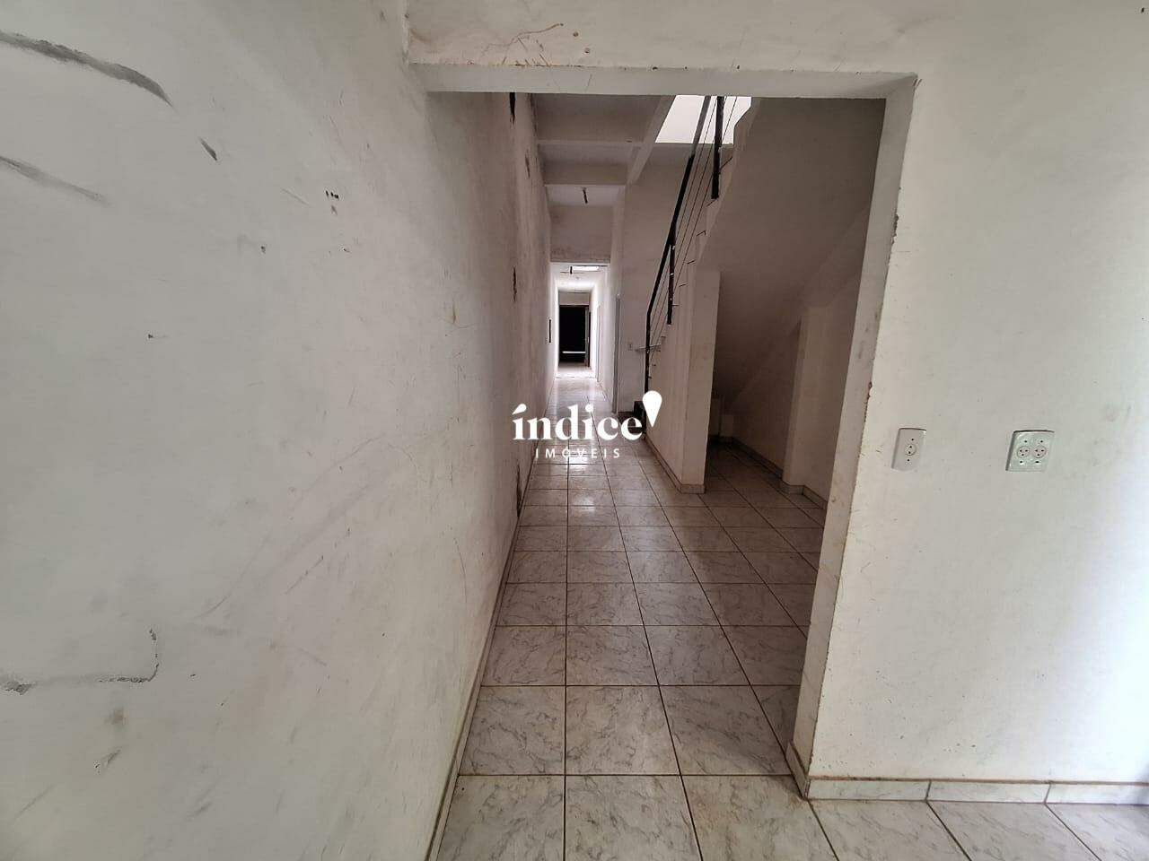 Salão Comercial para para aluguel no Centro na cidade de Ribeirão Preto: 