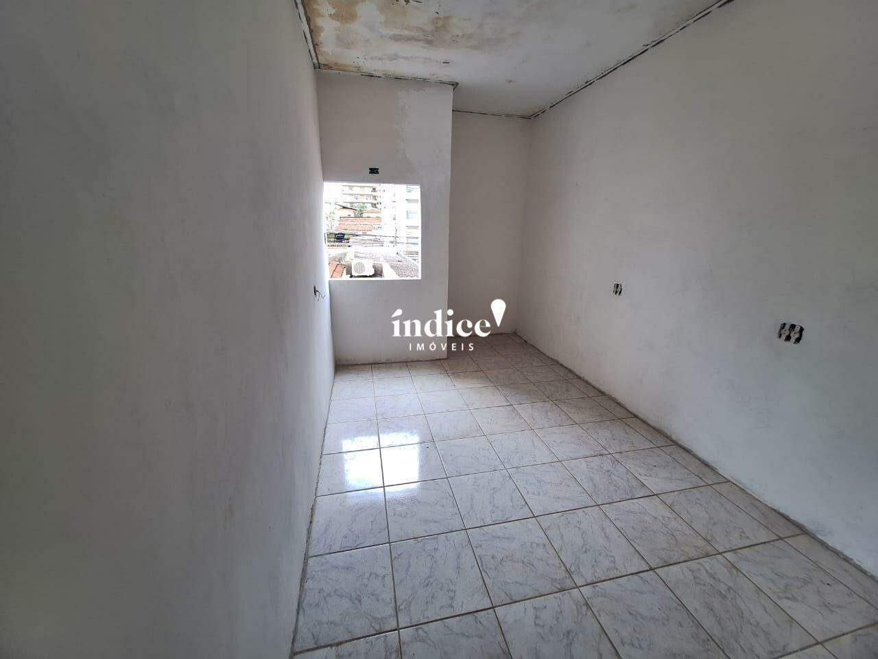 Salão Comercial para para aluguel no Centro na cidade de Ribeirão Preto: 