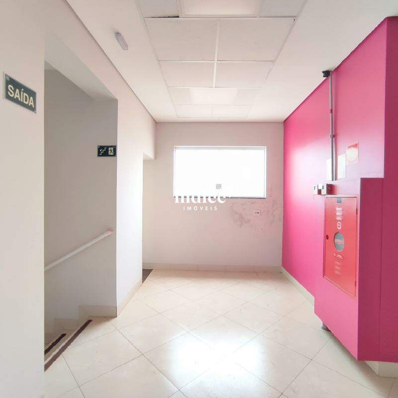 Salão Comercial para para aluguel no Ipiranga na cidade de Ribeirão Preto: 