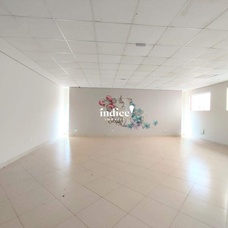 Salão Comercial para para aluguel no Ipiranga na cidade de Ribeirão Preto: 